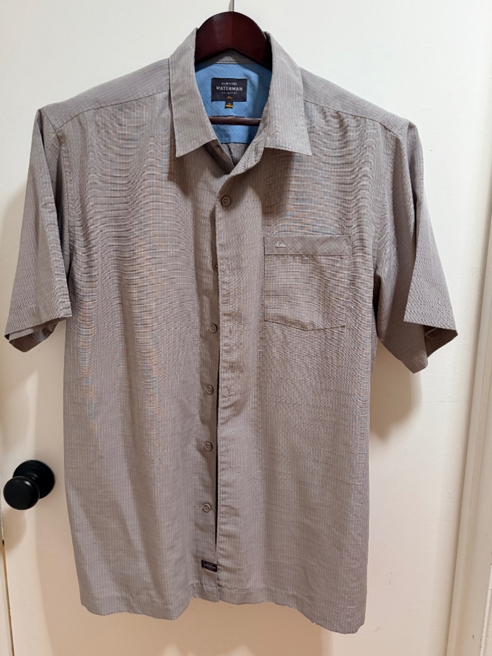 Quiksilver Waterman Men’s Button-Up Shirt
